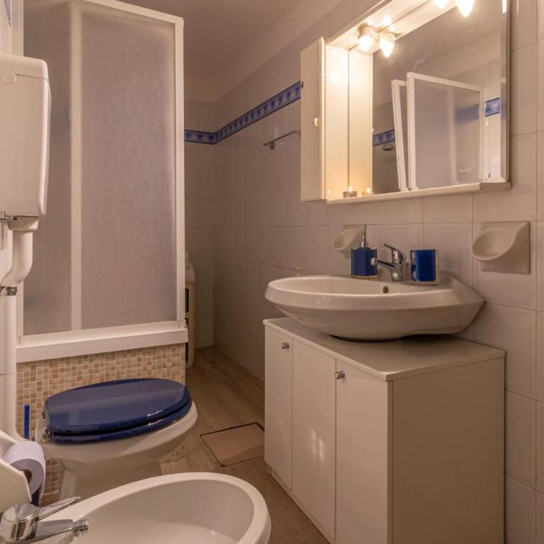 Bambaglioli 2 torri - One-Bedroom Apartment - 14