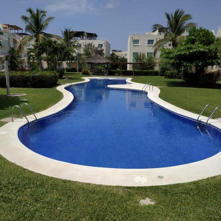 Departamento tipo PH de 2 niveles - Apartamento de 2 dormitorios - 12
