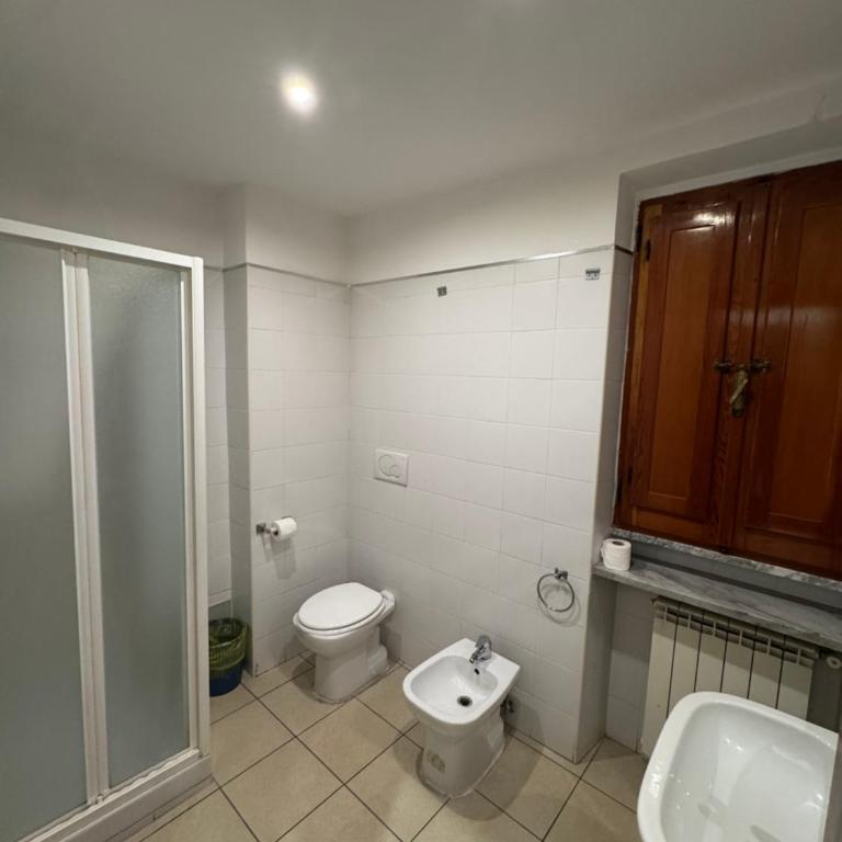 TERMINI STAR - Camera Tripla con Bagno Privato - 2