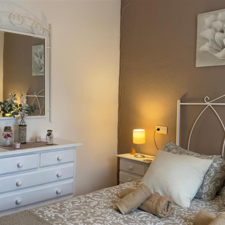 Casita La Celestina - Three-Bedroom House - 7