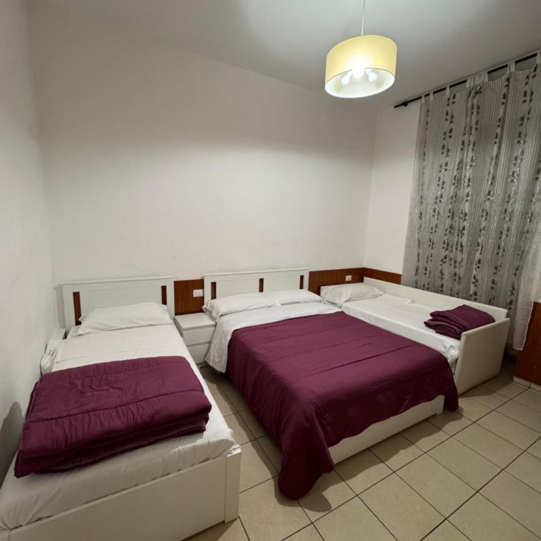 TERMINI STAR - Camera Familiare con Bagno Privato - 4