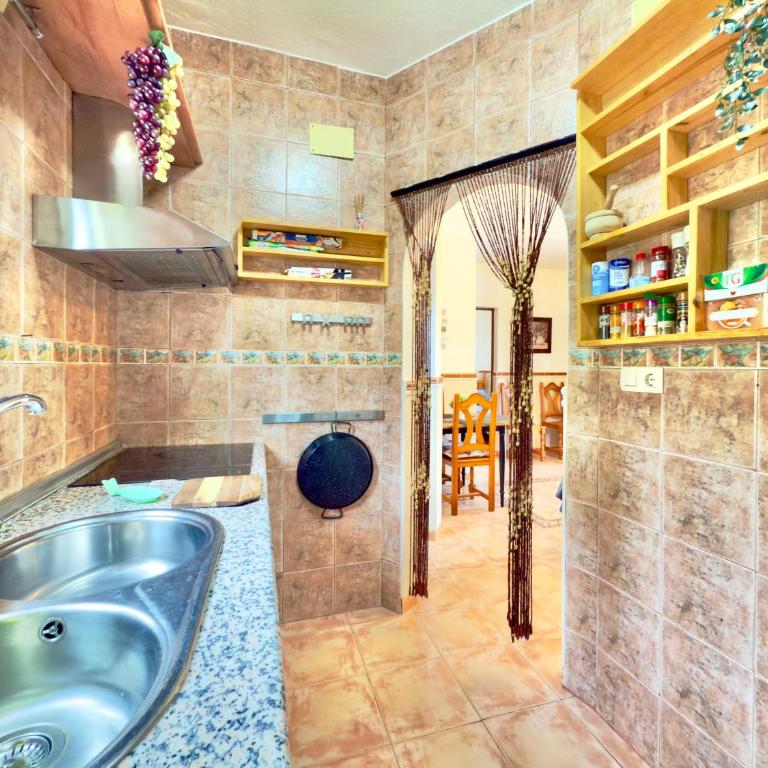 Casita La Celestina - Three-Bedroom House - 36