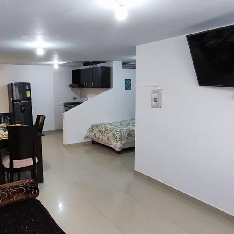 Ubicación estrategica, acceso sin escaleras, sector residencial - Apartamento de 3 dormitorios - 3