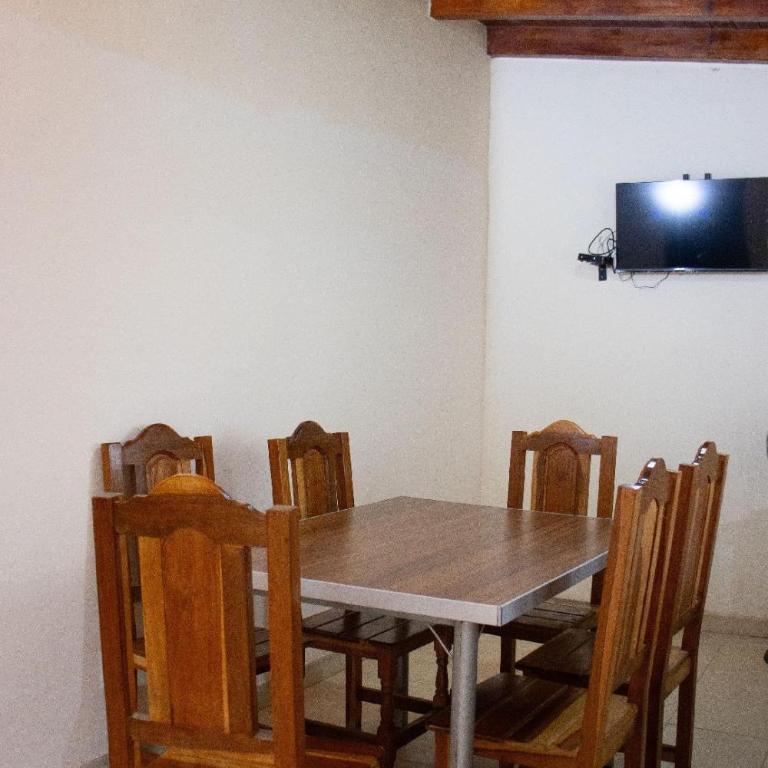 Posadas Oasis del Lago - Two-Bedroom House - 11