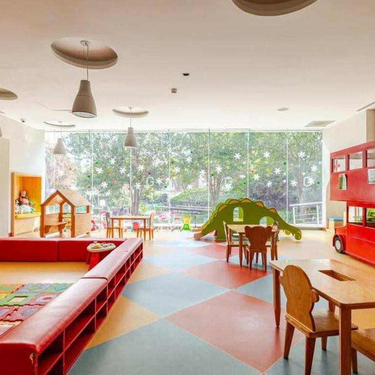 Luxury apart with amazing pool, gym, sauna, wifi - Apartamento Familiar de 2 dormitorios con vistas - 33