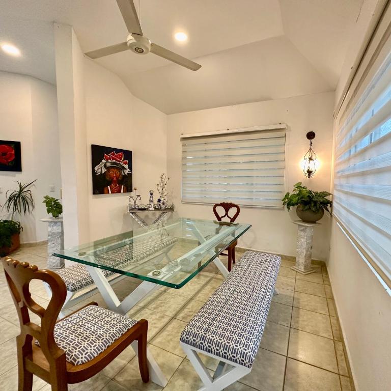 Casa con Piscina Privada & BBQ en Ricaurte - Four-Bedroom House - 16