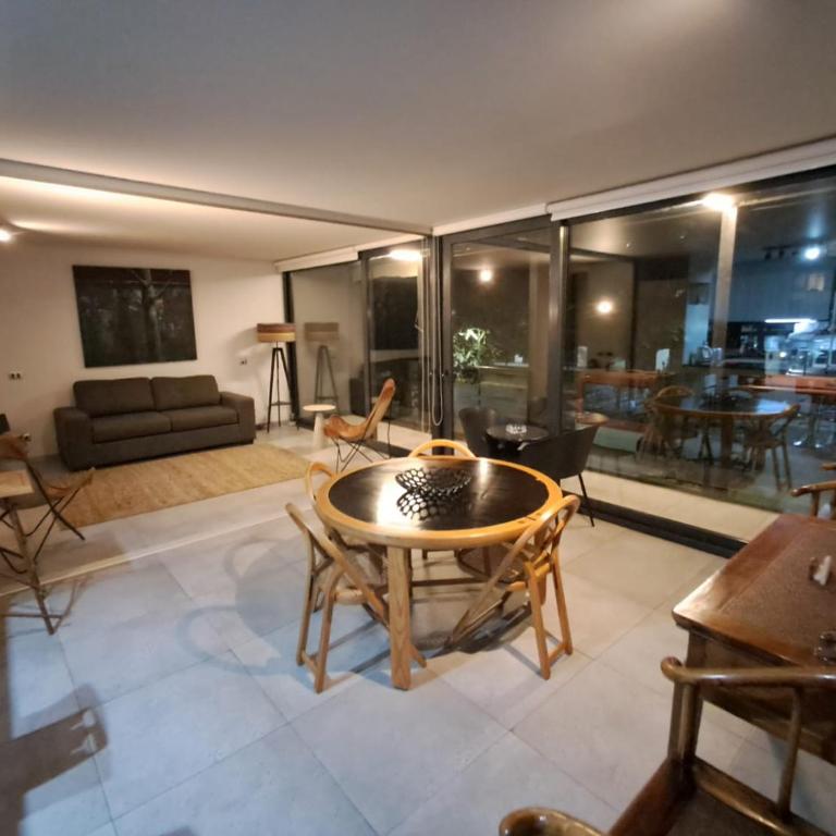 Dpto Av Las Condes lado Mall Sport - Apartamento de 2 dormitorios con terraza - 7
