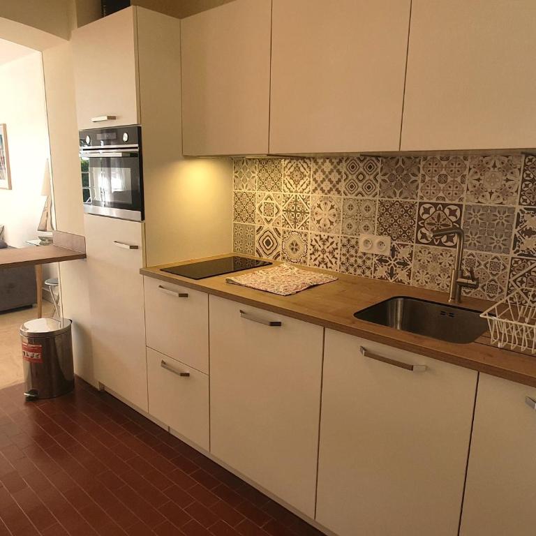Appartement 3 pièces avec terrasse dans résidence privée à Sainte-Maxime - FR-1-780-33 - Apartamento - 5