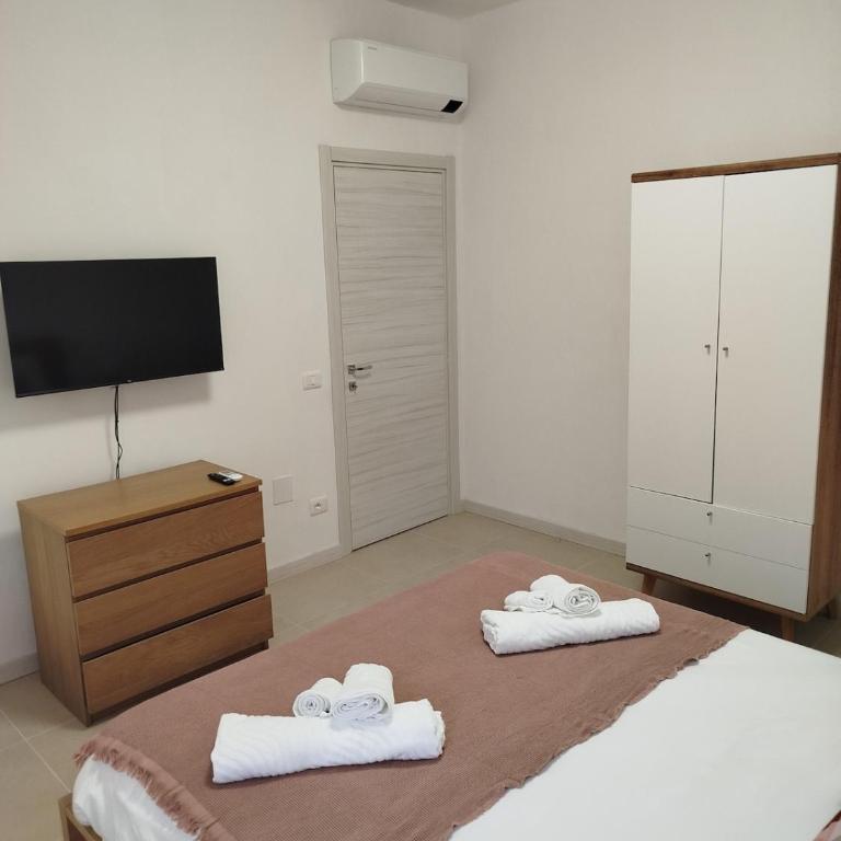 Appartamento con 2 camere, parcheggio e terrazza - Two-Bedroom Apartment with Terrace - 7