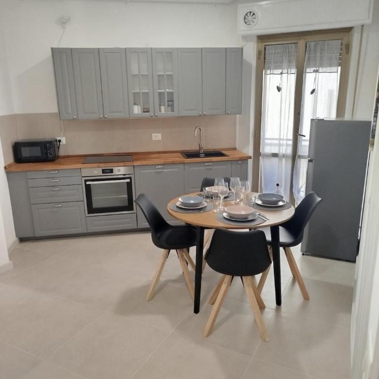 Appartamento con 2 camere, parcheggio e terrazza - Two-Bedroom Apartment with Terrace - 17