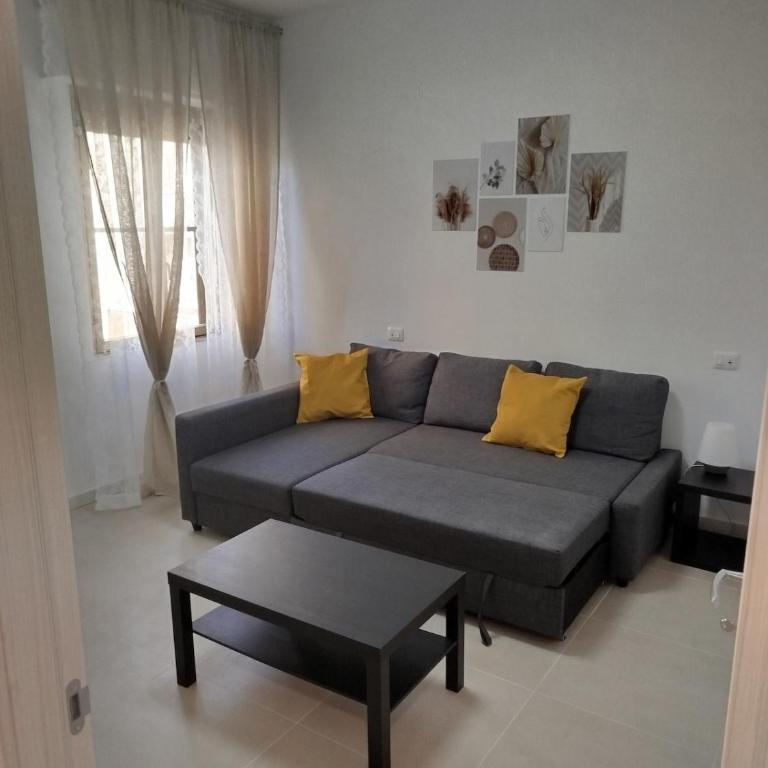 Appartamento con 2 camere, parcheggio e terrazza - Two-Bedroom Apartment with Terrace - 4