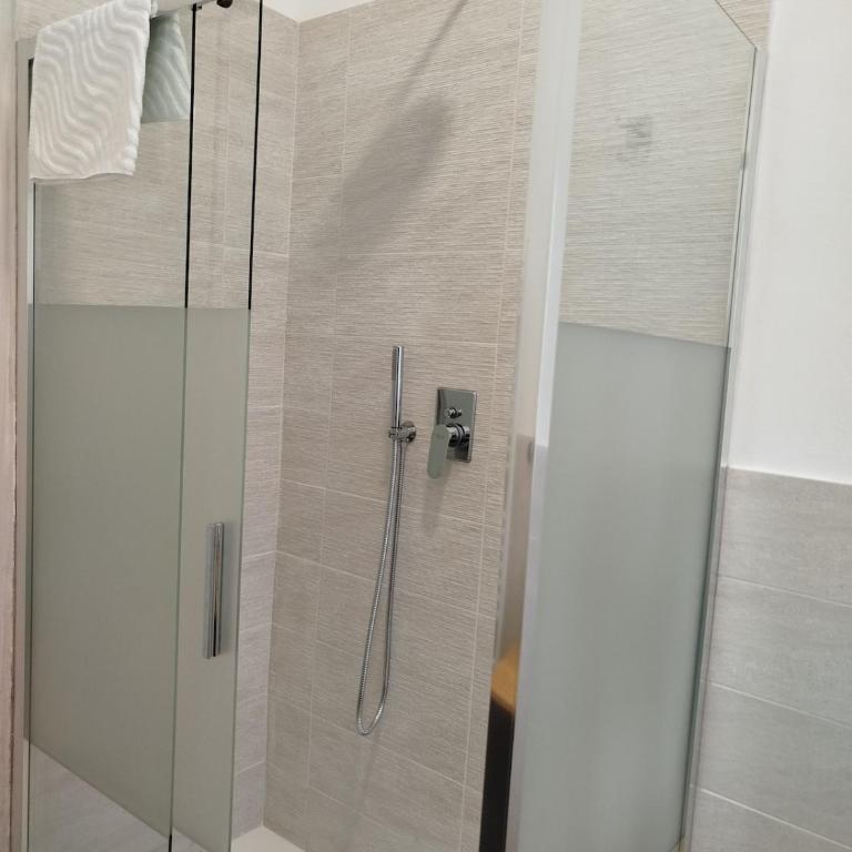 Appartamento con 2 camere, parcheggio e terrazza - Two-Bedroom Apartment with Terrace - 16
