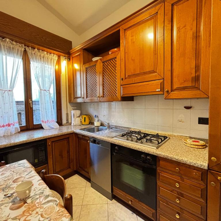 Casa Ganda - Larihome A73 - Appartamento con 2 Camere da Letto - 4