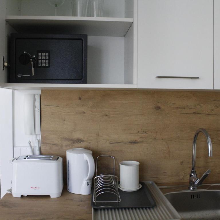 APARTAHOTEL MADRID URBAN SUITES - EDIFICIO EXCLUSIVO- 7 Apartments Boutique Full Equiped - Deluxe Studio - 4