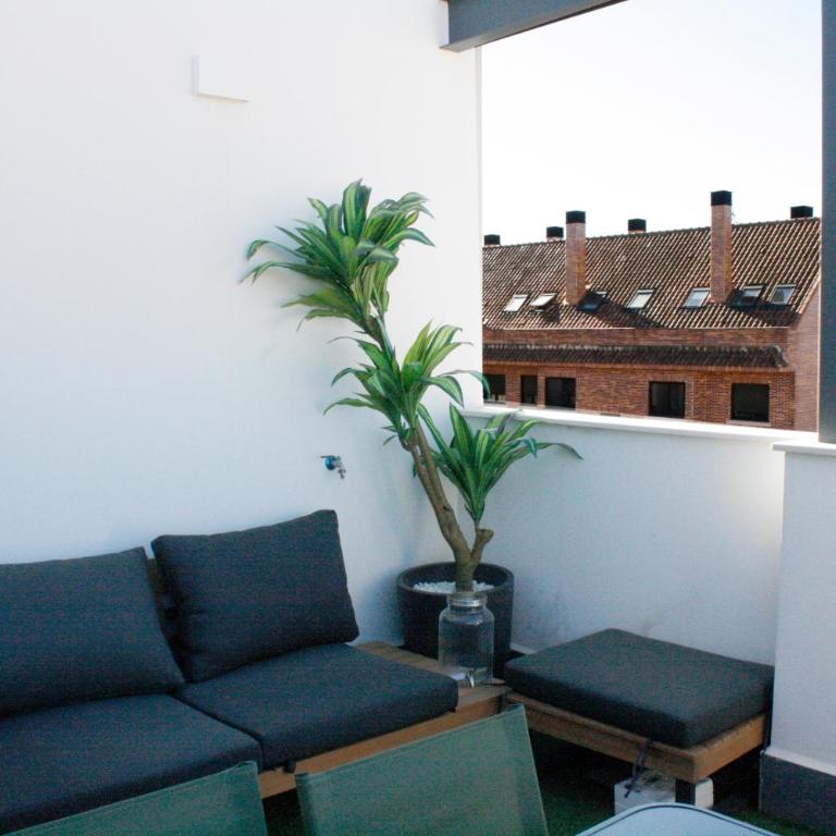 APARTAHOTEL MADRID URBAN SUITES - EDIFICIO EXCLUSIVO- 7 Apartments Boutique Full Equiped - Duplex Studio - 7