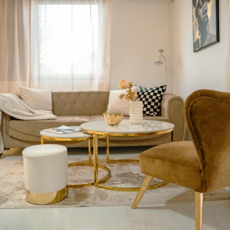Paradise - Two-Bedroom Apartment - 7