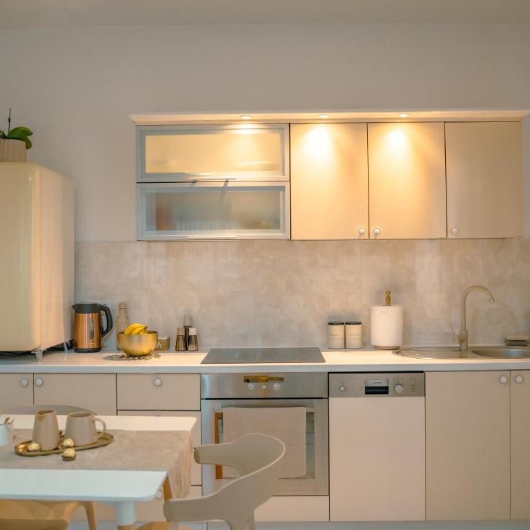 Paradise - Two-Bedroom Apartment - 16