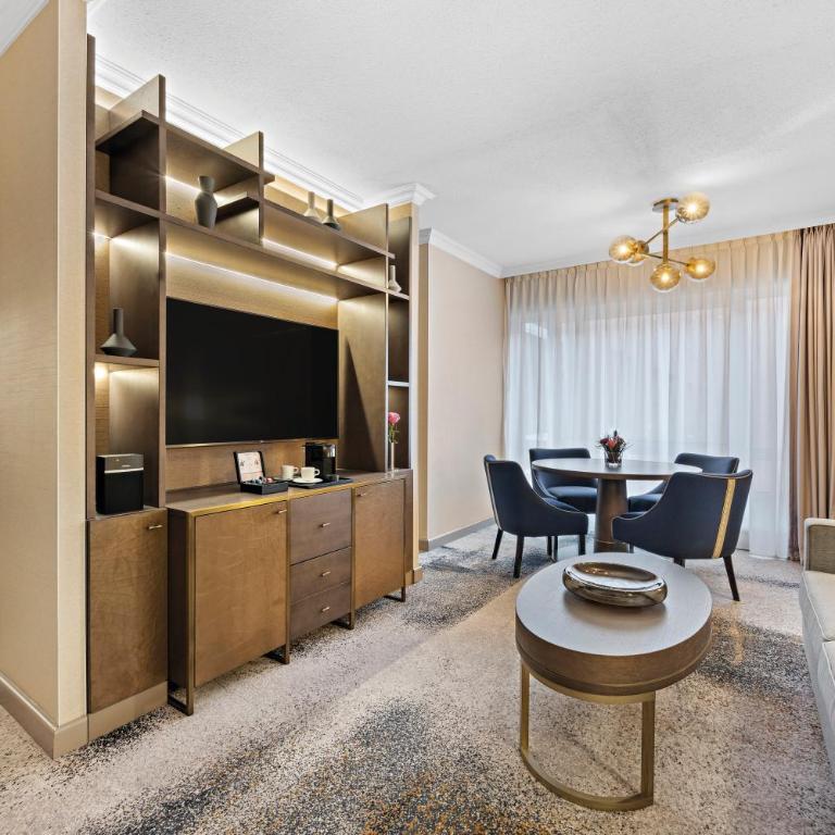Hilton Munich City - Junior Suite - 4