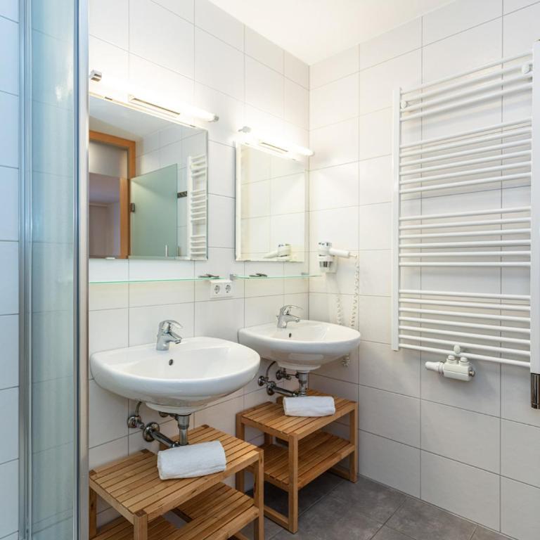 Appartements Hollin by we rent, JOKERCARD INCLUDED - Apartment mit 3 Schlafzimmern und Balkon - 21