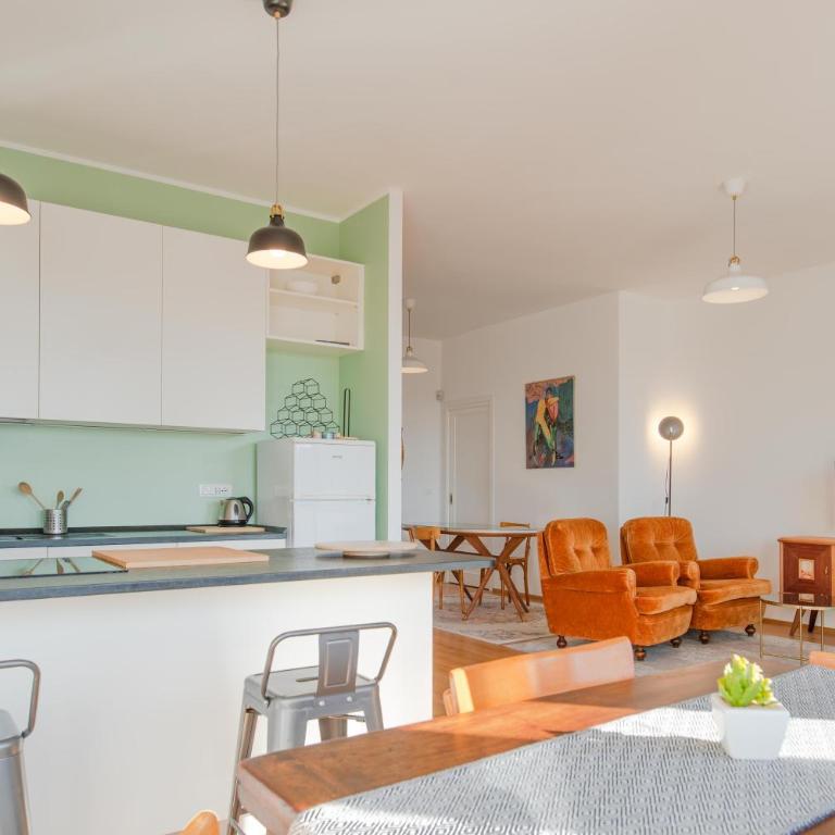 Casa Leonardo - Luminosa Casa Studio con Parcheggio Interno - Molinette - Apartment mit 1 Schlafzimmer mit Stadtblick - 1