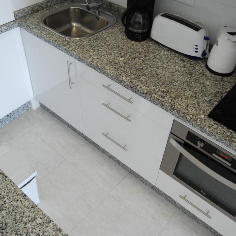 Carabeo 15 Studios Casasol - Estudio de 1 dormitorio - 22