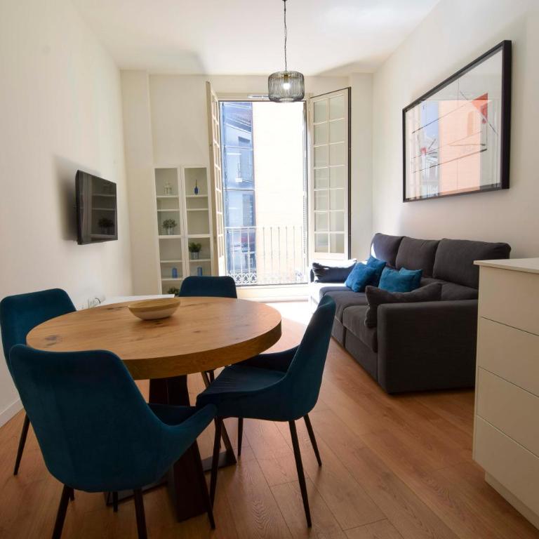 Letplanet Plaza del Teatro Premium Apartment - Apartamento - 2