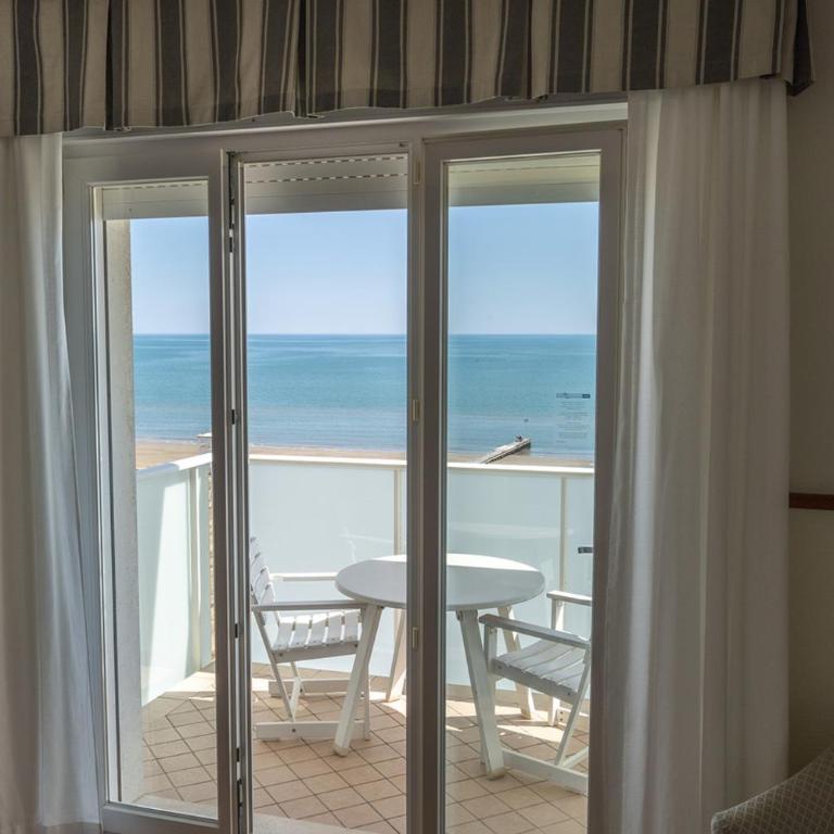 Hotels Vidi Miramare & Delfino - Double Room with Sea View - 3
