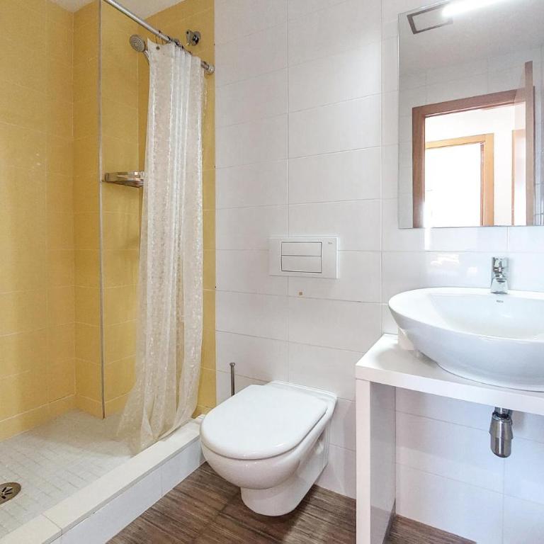 Beautiful Home In Cullera - Three-Bedroom Vacation Home - 16