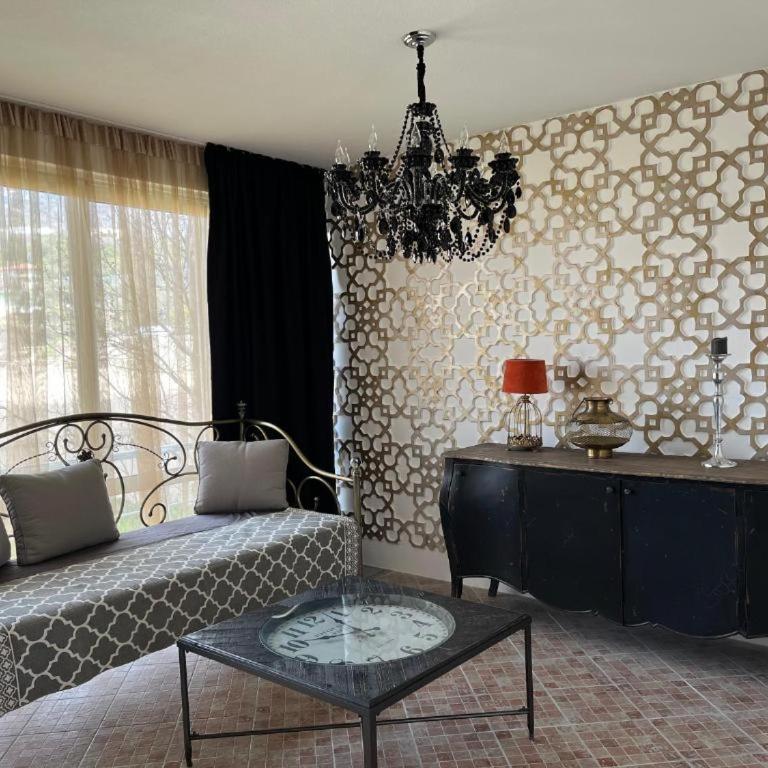 Апартаменты Anturage с отдельным входом - Three-Bedroom Superior Apartment - 21