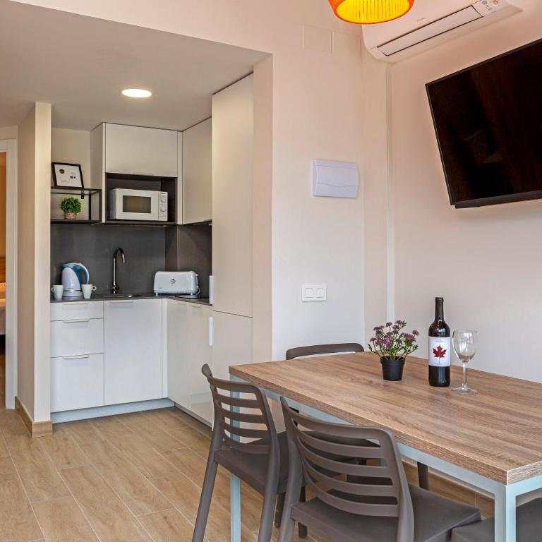Medplaya Aparthotel Sant Eloi - Apartamento de 2 dormitorios (4 adultos + 2 niños) - 3