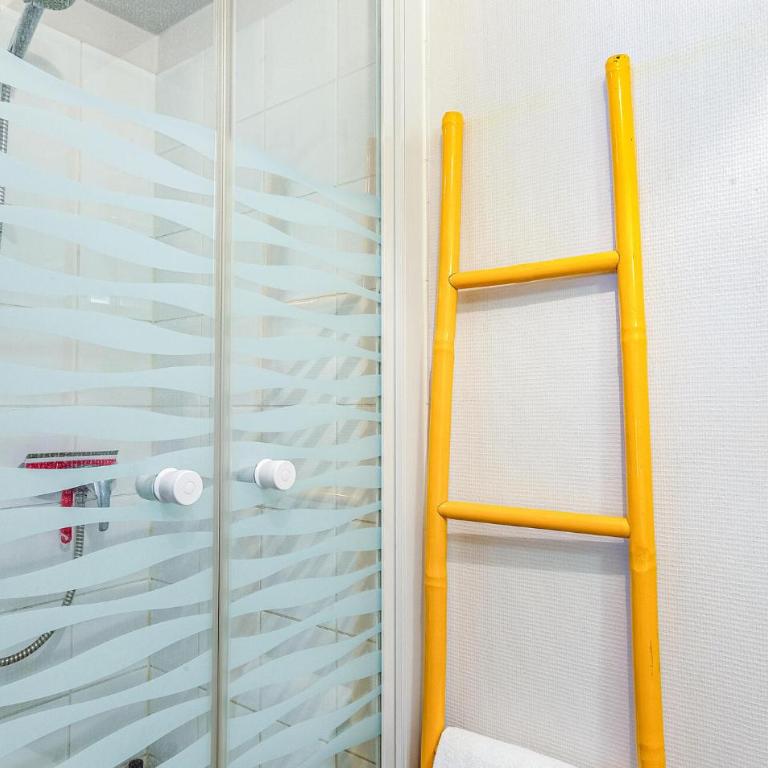 Amazing Apartment In La Rochelle With Wifi - Appartamento con 1 Camera da Letto - 11