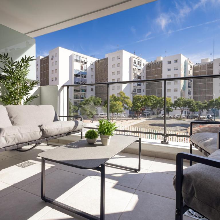 New cozy 2-bedroom apartment in Estepona center - Two-Bedroom Apartment - 8
