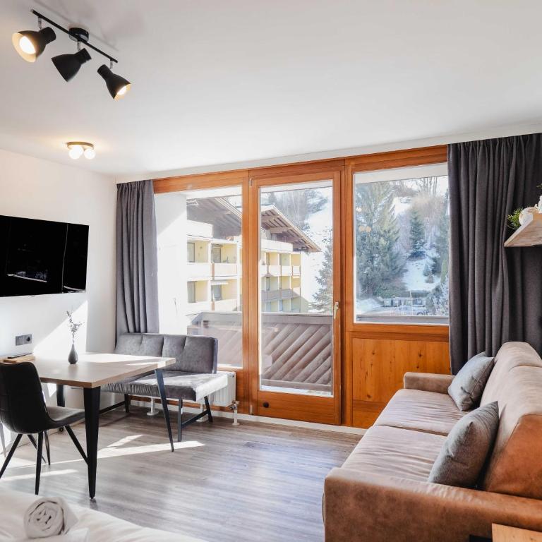 Glacier View - Studio mit Balkon - 2