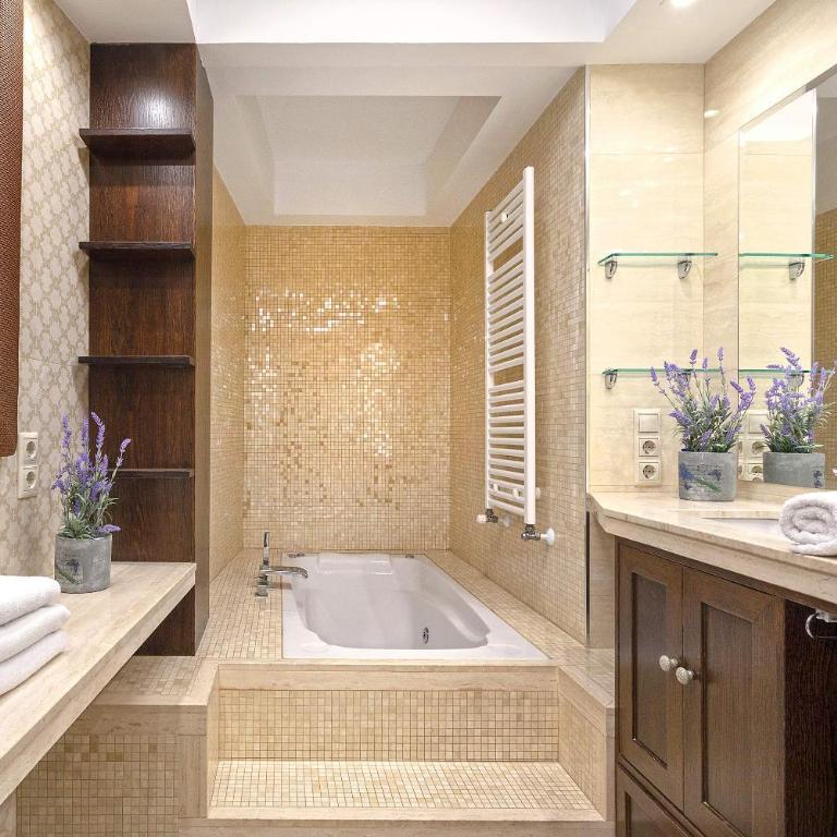 Genteel Home Paseo de la Victoria - Apartamento de 4 dormitorios con balcón - 14