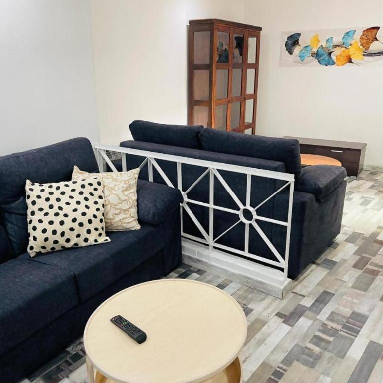 Fabuloso en el corazón de la ciudad y con garaje - Apartamento de 3 dormitorios - 42