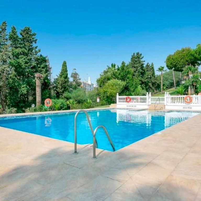 Riviera Beach - relaxing, spacious, amazing location - Two-Bedroom Apartment - 9