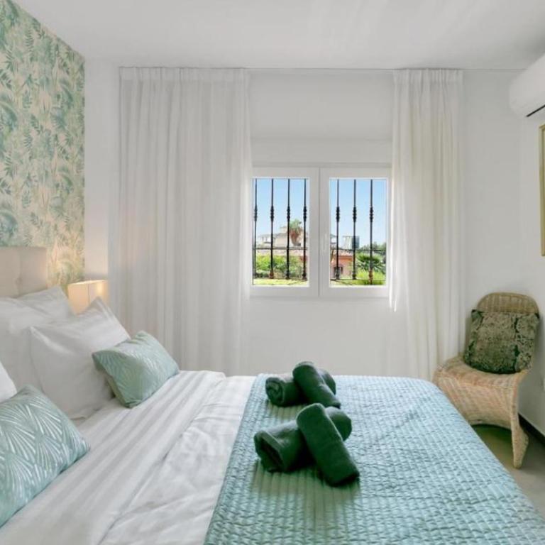 Riviera Beach - relaxing, spacious, amazing location - Two-Bedroom Apartment - 16
