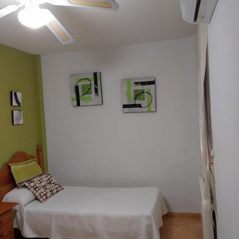 Precioso bungalow en gran alacant - Three-Bedroom House - 32