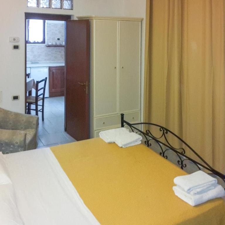Casal Del Borgo 3 - Casa Vacanze con 1 Camera da Letto - 4