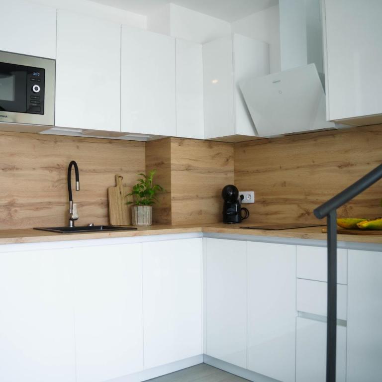 Golden Suite Plaza - Apartamento de 1 dormitorio con jacuzzi privado - 38