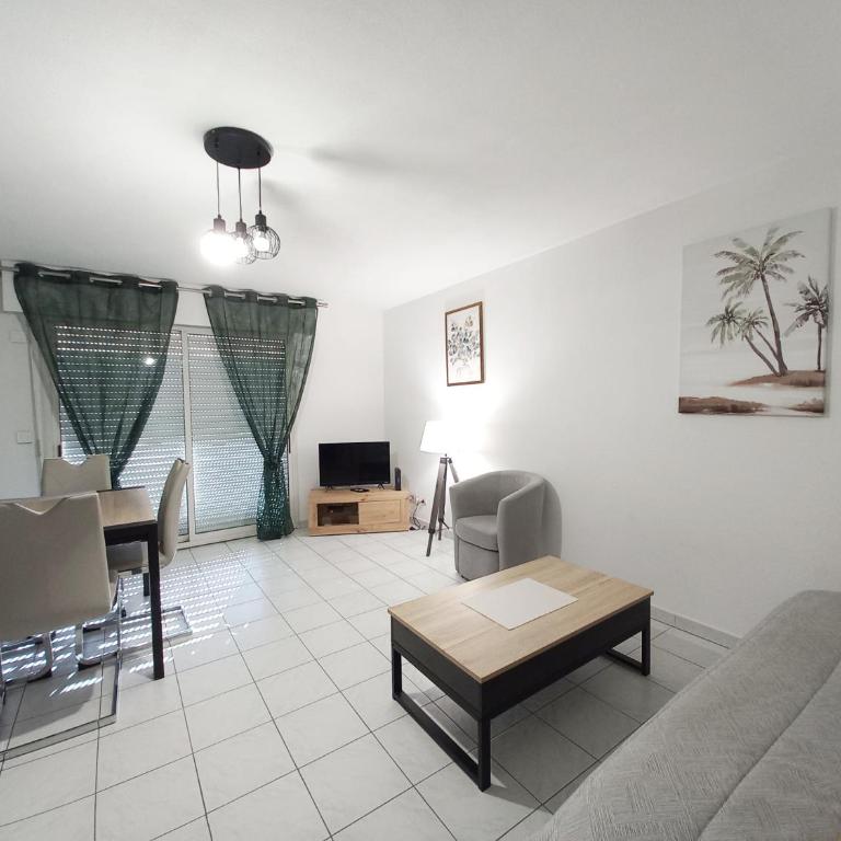 " Lou Favouio" T2- Port Fréjus- Tout à pied - Appartamento con 1 Camera da Letto - 14