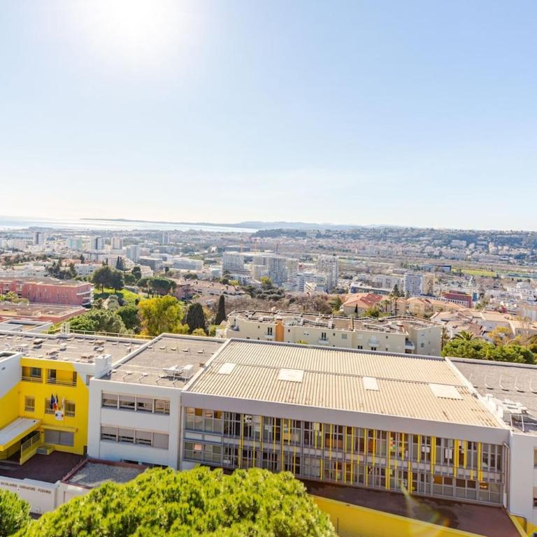 Vue mer et montagne panoramique - Studio Standard - 17