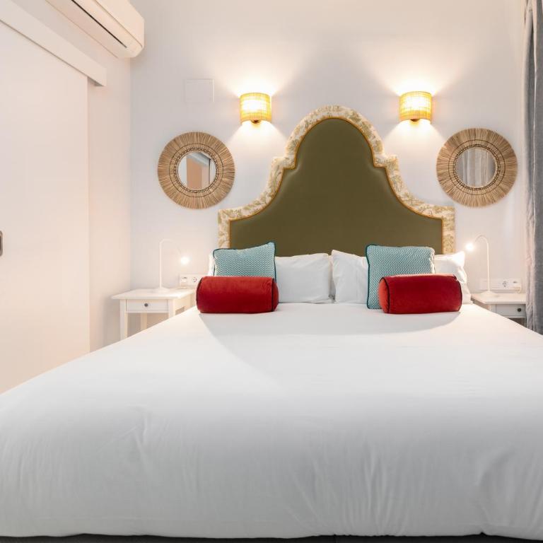 The Little Village Apartments - One-Bedroom Apartment - 12