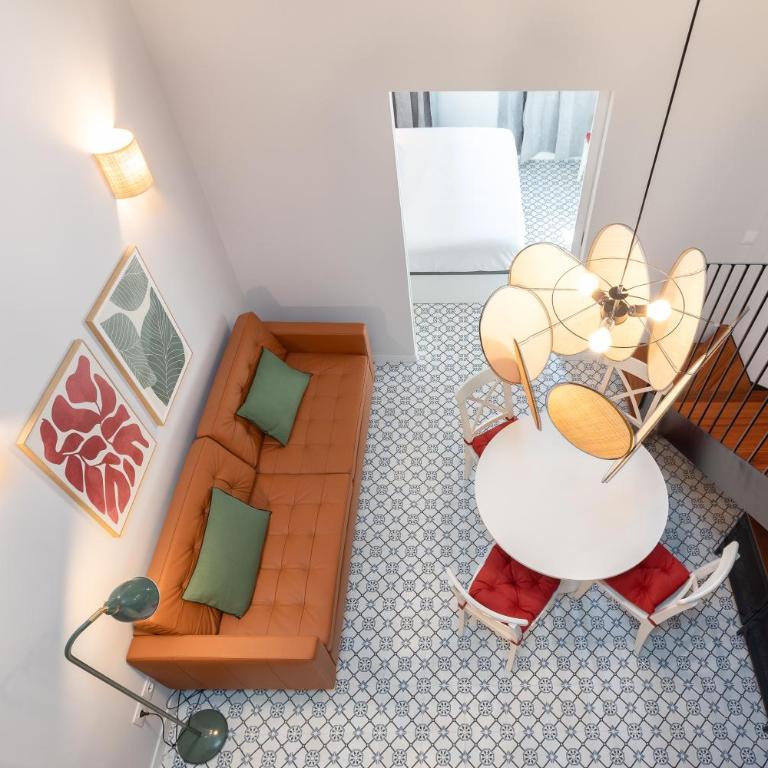 The Little Village Apartments - Duplex Apartment - 2