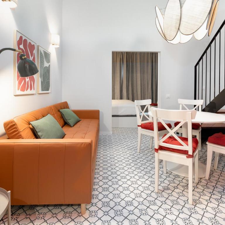The Little Village Apartments - Duplex Apartment - 21