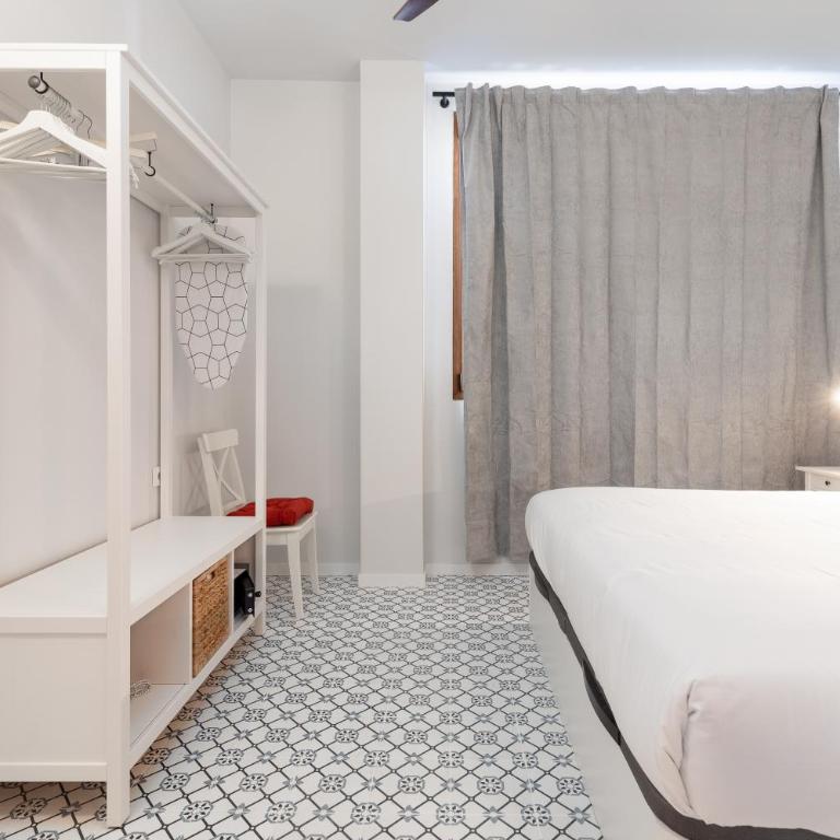 The Little Village Apartments - Duplex Apartment - 36