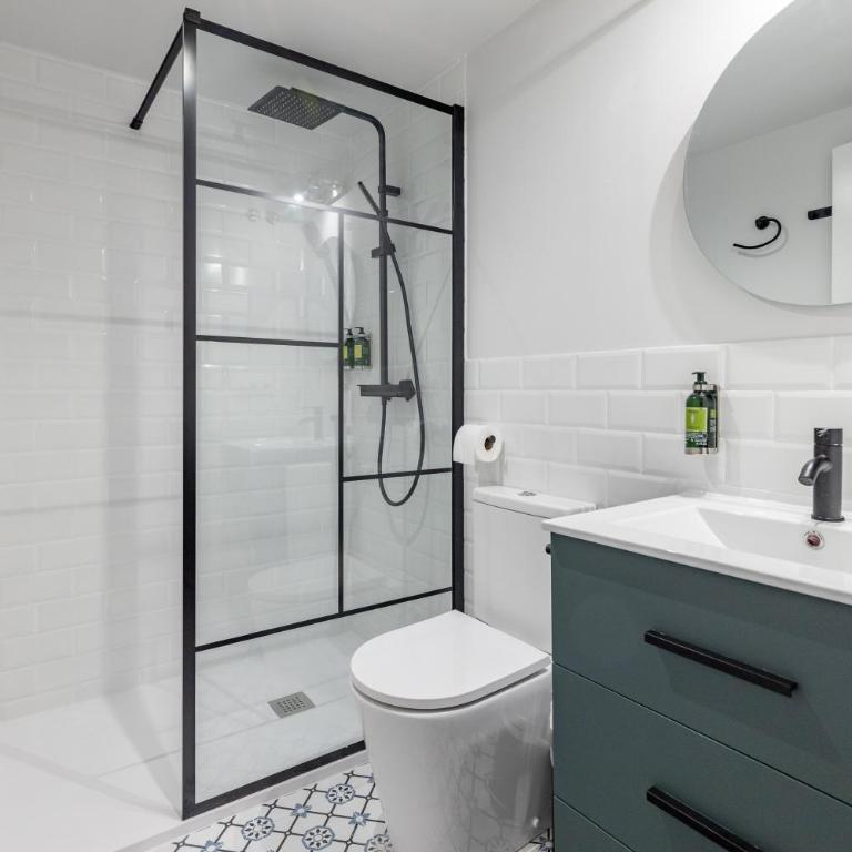 The Little Village Apartments - Duplex Apartment - 38