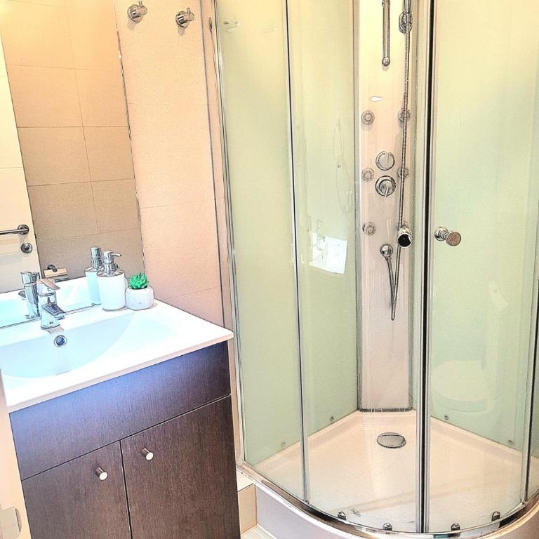 Moderno Departamento - Apartamento de 2 dormitorios - 19
