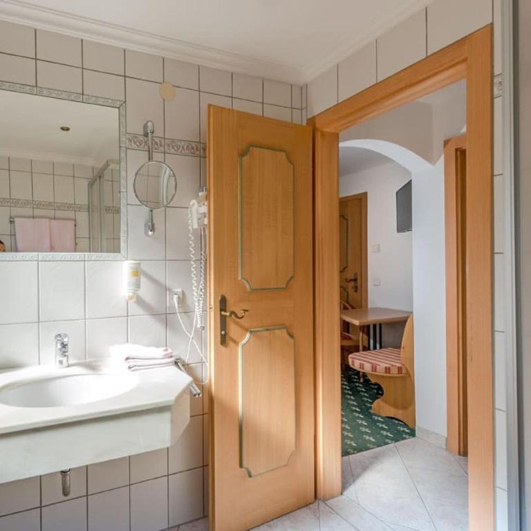 Gästehaus Anneliese - One-Bedroom Apartment - 3