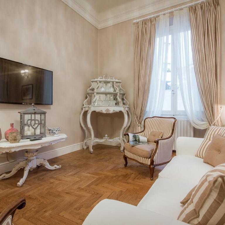 Leopoldo Luxurious Apartment - Daily refresh available - Appartamento Deluxe con 4 Camere da Letto - 14
